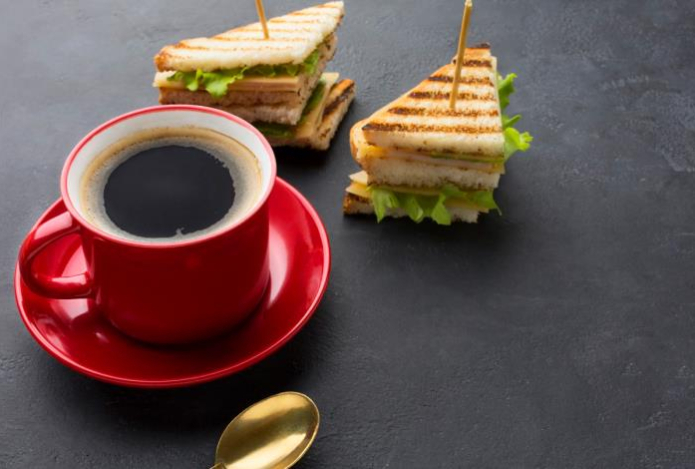 Эти продукты нельзя кушать натощак. Они уничтожат ваш желудок