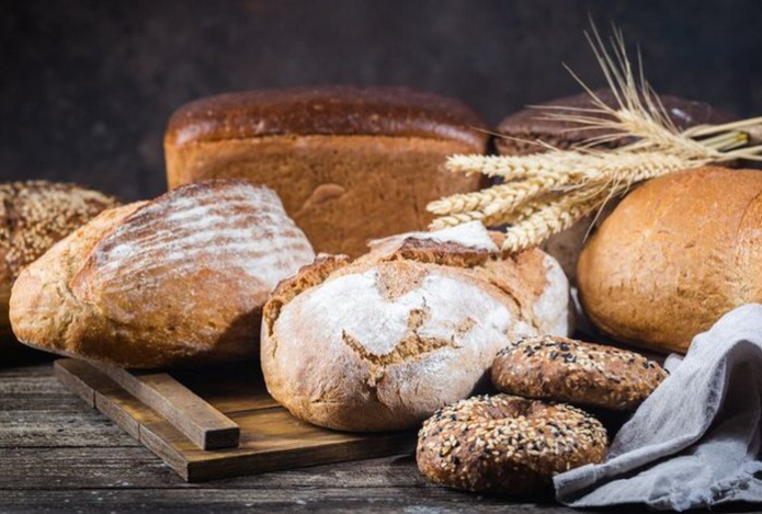 Врач объяснила, сколько хлеба допустимо съедать за день