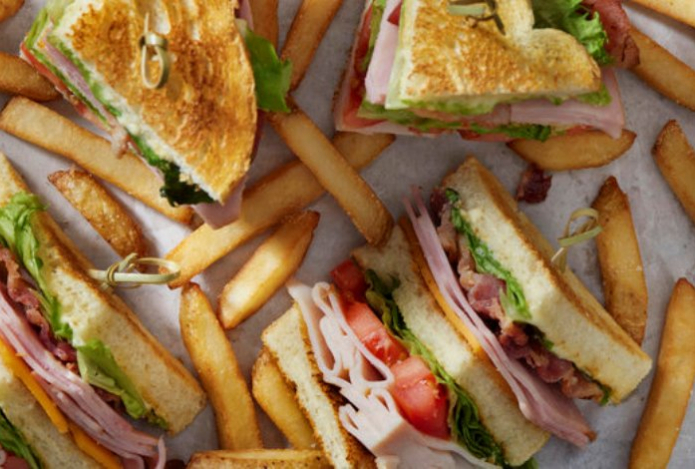 Кардиологи перечислили опасные для жизни продукты