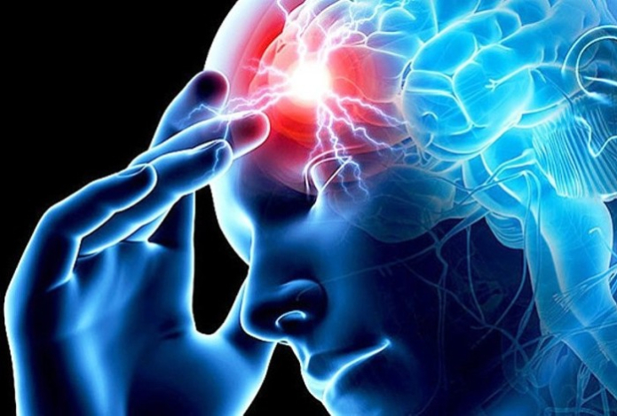 Ранние признаки инсульта, на которые надо реагировать незамедлительно
