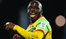 Новичок «Астаны» помог сборной оформить два разгрома