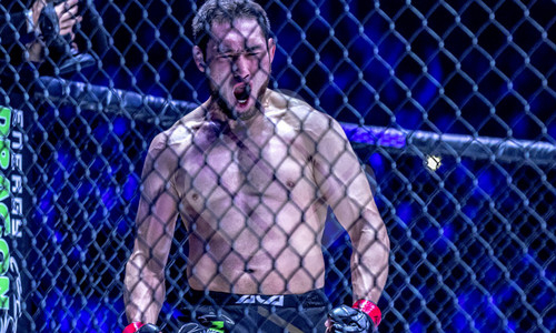 «Были предложения». Казахстанский боец отказался от UFC и выбрал лучшую лигу