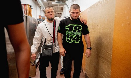 Хабиб Нурмагомедов обратился к брату перед боем с казахстанцем в UFC