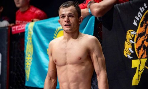 Боец из Казахстана выстоял против брата Хабиба в UFC