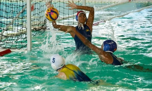 Женская молодежная сборная Казахстана по водному поло стартовала с ошеломляющей победы на чемпионате Азии