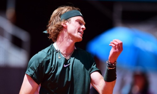 Теннисиста из России оправдали за поступок в матче с первой ракеткой Казахстана