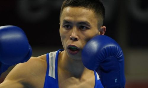 Казахский боксер встал между Сакеном Бибосыновым и Олимпиадой-2024