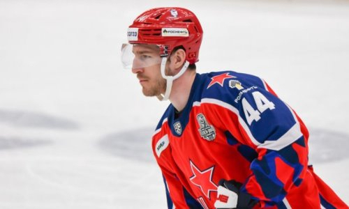 ЦСКА с экс-хоккеистом сборной Казахстана проиграл в четвертом матче серии плей-офф КХЛ