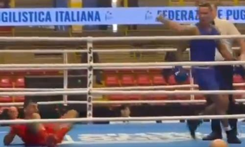 Нокаутом закончился бой на лицензионном турнире Олимпиады-2024 с участием Казахстана. Видео