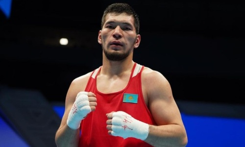 Чемпион мира по боксу из Казахстана избил соперника в отборе на Олимпиаду-2024