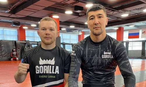Известный казахский боец поможет Петру Яну в поединке UFC