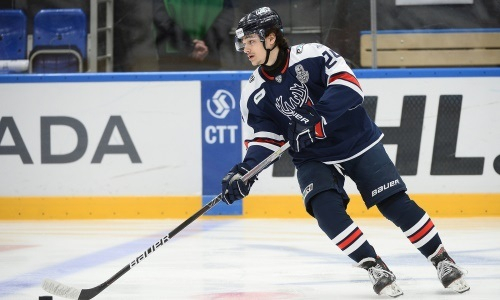 Клуб КХЛ с казахстанцем в составе вылетел из плей-офф