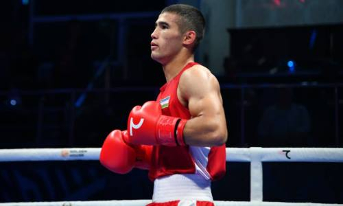 Казахский чемпион мира по боксу выдал вторую победу нокаутом в отборе на Олимпиаду-2024. Видео