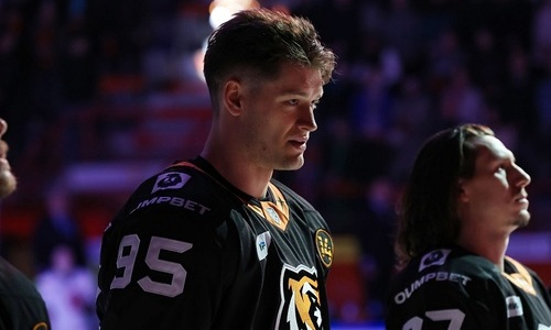 «Выживали из „Барыса“». В России впечатлились игрой экс-хоккеиста сборной Казахстана