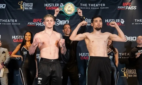 Елеусинов прошел взвешивание перед боем с непобежденным соперником за титул WBC. Видео