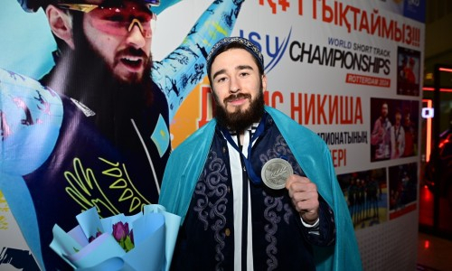 В Астане встретили автора исторической медали чемпионата мира 