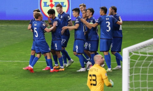 «Я уверен». Легенда российского футбола дал прогноз на матч Греция — Казахстан
