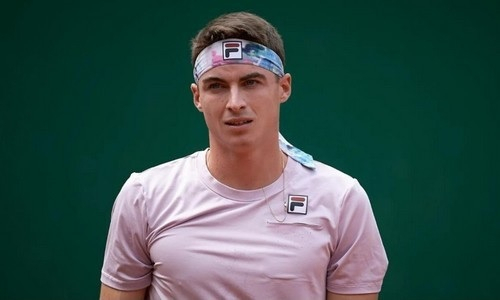 Казахстанский теннисист пробился в четвертьфинал турнира в Хорватии