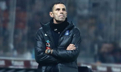 Наставник сборной Греции нашел объяснение разгрому Казахстана