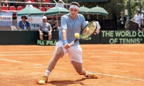 Казахстанский теннисист сыграл в полуфинале турнира в Хорватии