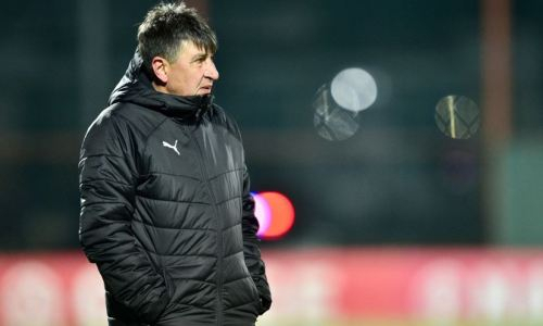 «Это облегчило задачу грекам». Грузинский тренер озвучил причину разгрома сборной Казахстана