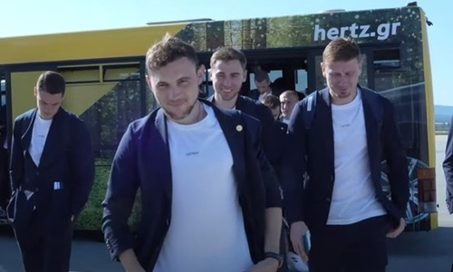 Появилось видео прибытия сборной Казахстана в Люксембург