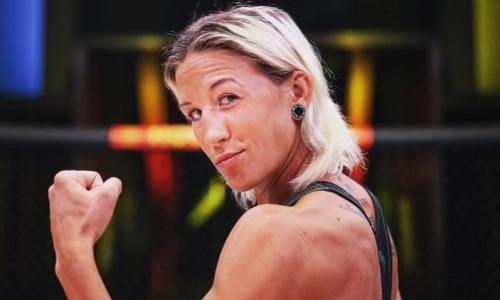 Единственная девушка-боец UFC из Казахстана получила долгожданную соперницу