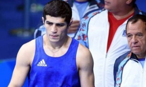 Боксер из Узбекистана лишил уроженца Казахстана финала турнира в Баку
