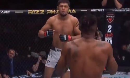 Тяжелый и быстрый нокаут зафиксирован во втором бою узбекистанца в UFC. Видео
