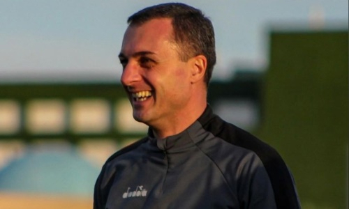 «Нет такого, что „тренер грузин — грузины в команде“». Наставник «Жениса» рассказал о селекции клуба