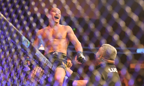 Асу Алмабаев озвучил сроки боя за титул чемпиона UFC