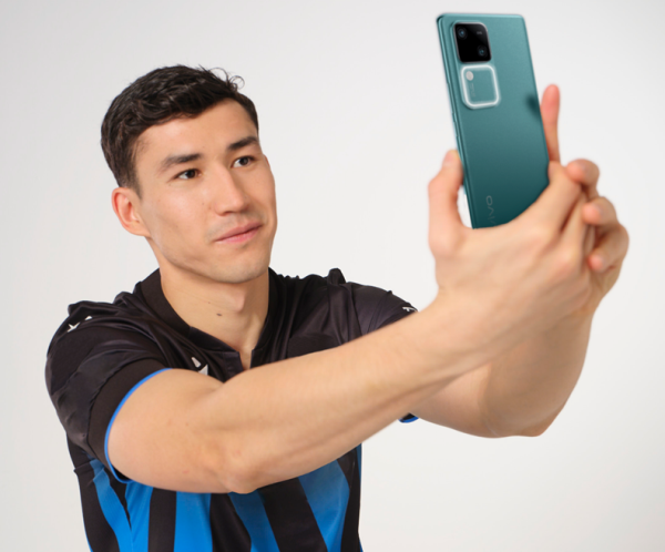 Поддержим сборную Казахстана на предстоящем матче с Грецией! #vivoменжеңіскесенемін