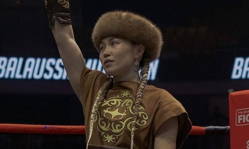 Красавица-боксерша возмутилась ценами на такси во время «апокалипсиса» в Алматы