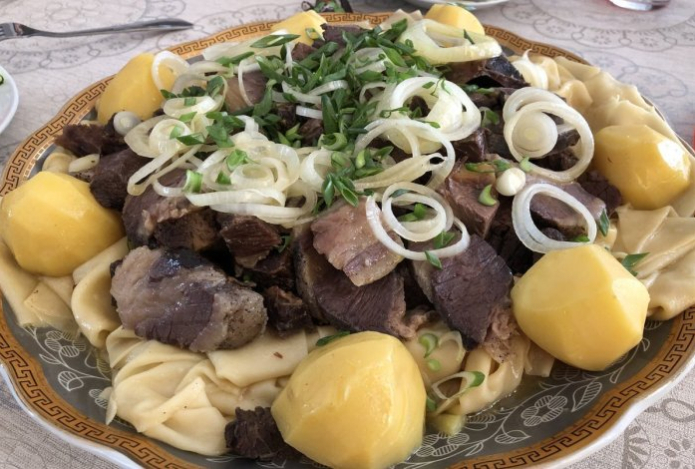 Праздник живота. Как не «наесть» лишние килограммы за Наурыз