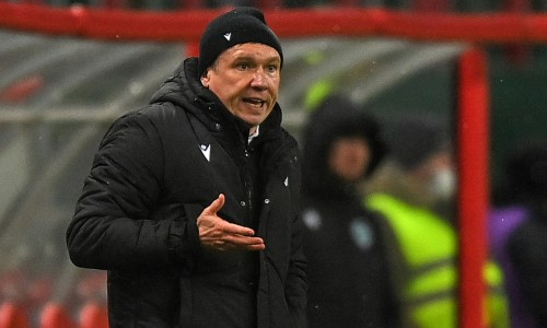 Клуб футболиста сборной Казахстана попал на деньги