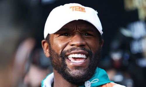 «Канело» поверг в шок Мэйвезера и Пакьяо