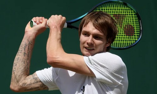 Первая ракетка Казахстана поднялся в рейтинге ATP