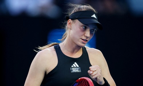 «Была и будет русской спортсменкой». В России отказались признавать казахстанское гражданство Елены Рыбакиной