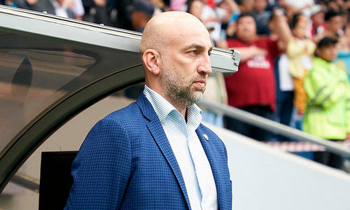 Главного тренера сборной Казахстана «отправляют» в отставку