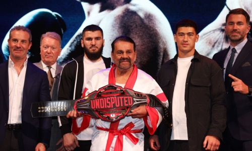 «Поставил бы деньги на него». Экс-чемпион мира из Украины выбрал победителя боя Бетербиев — Бивол