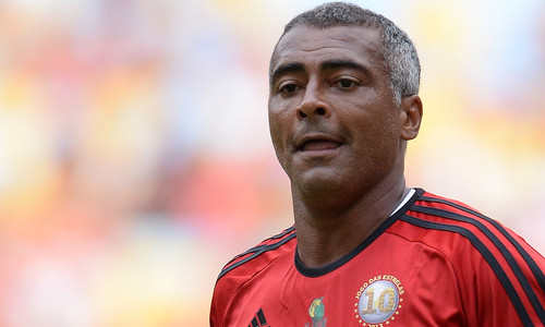 Чемпион мира по футболу возобновил карьеру в 58 лет ради мечты