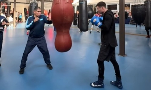 Сборная Казахстана по боксу готовится к чемпионату Азии до 22 лет. Видео