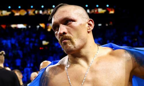 Александра Усика «отправили» в нокаут в бою за «абсолют»