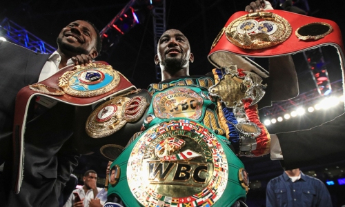 Абсолютный чемпион мира выбрал в соперники боксера из Узбекистана