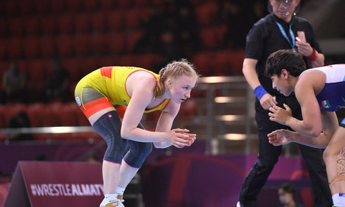 Казахстанские борчихи потерпели неудачу на олимпийском лицензионном турнире