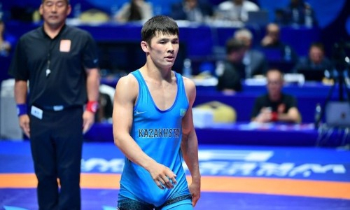 Два казахстанских «классика» с побед стартовали на олимпийском отборе в Бишкеке