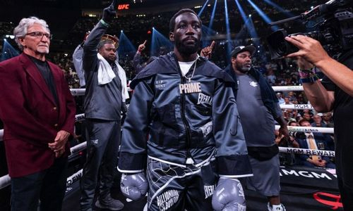 Лучшего боксера мира «лишили» победы над «Монстром» из Узбекистана