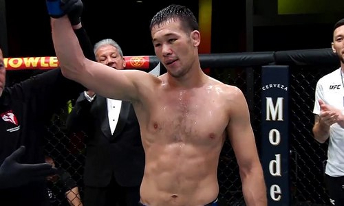 У Шавката Рахмонова украли поединок с топовым бойцом UFC