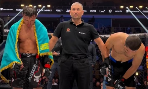 Сенсацией завершился поединок бойцов из Казахстана и Узбекистана