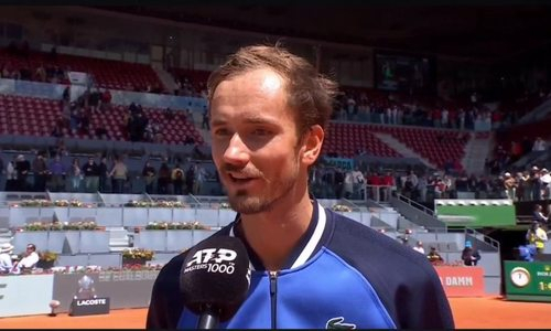 «Он тоже „сдох“». Четвертая ракетка мира высказался о победе над сильнейшим теннисистом Казахстана